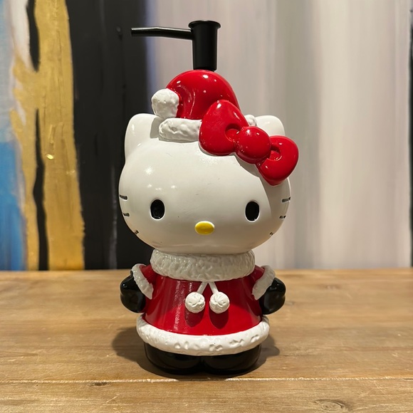Hello Kitty Other - Hello Kitty Soap Dispenser - red Christmas dress new